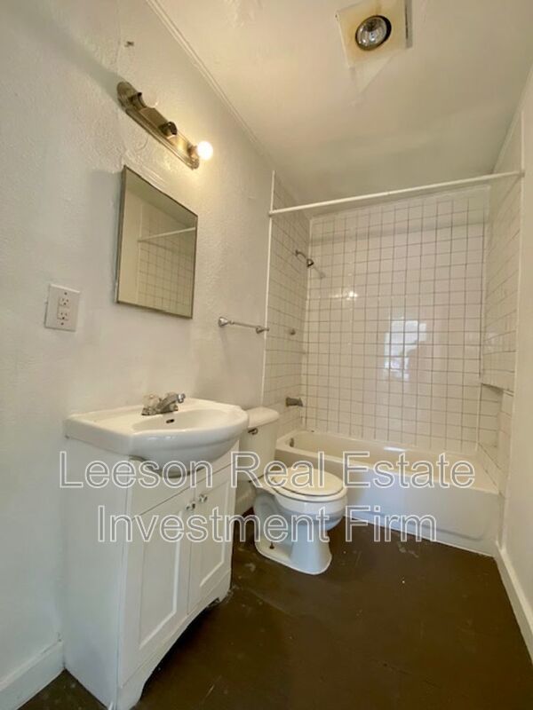 2 Bedroom 1 Bath Home Available for Rent! property image