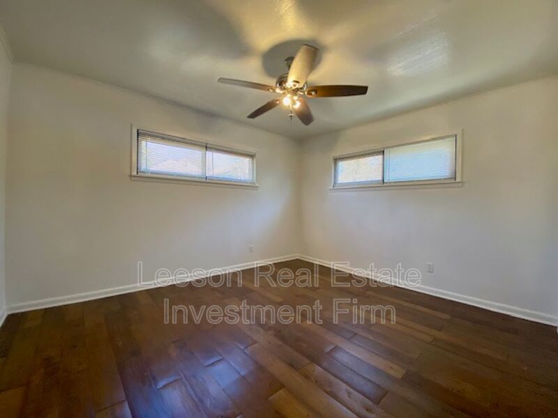 3 Bedroom 1 Bath House with Bonus Room Available Now! property image