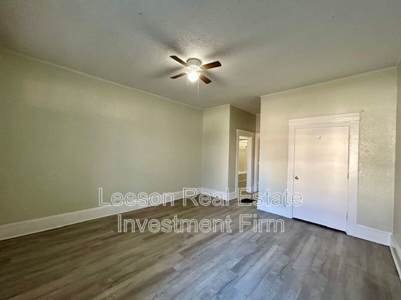 1 Bedroom 1 Bath Downstairs Apartment in Historical Highland property image