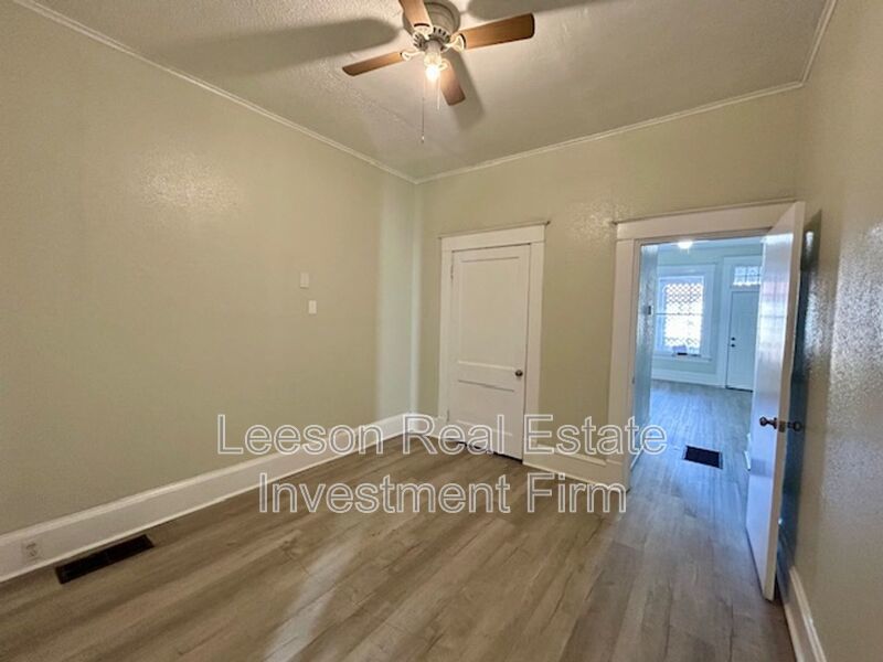 1 Bedroom 1 Bath Downstairs Apartment in Historical Highland property image