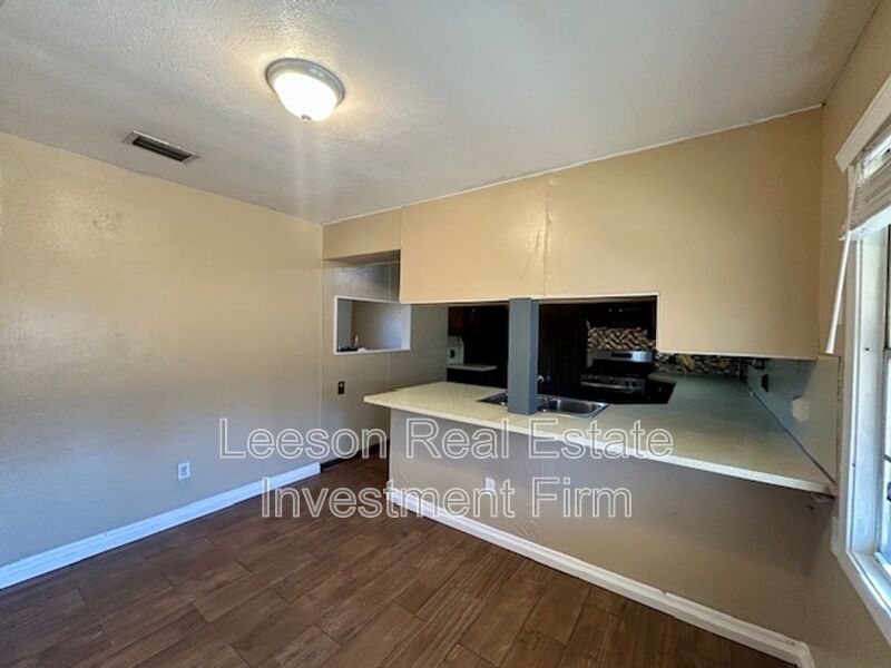 2 Bedroom 1 Bath Home with Bonus Room Available in South Bossier! property image
