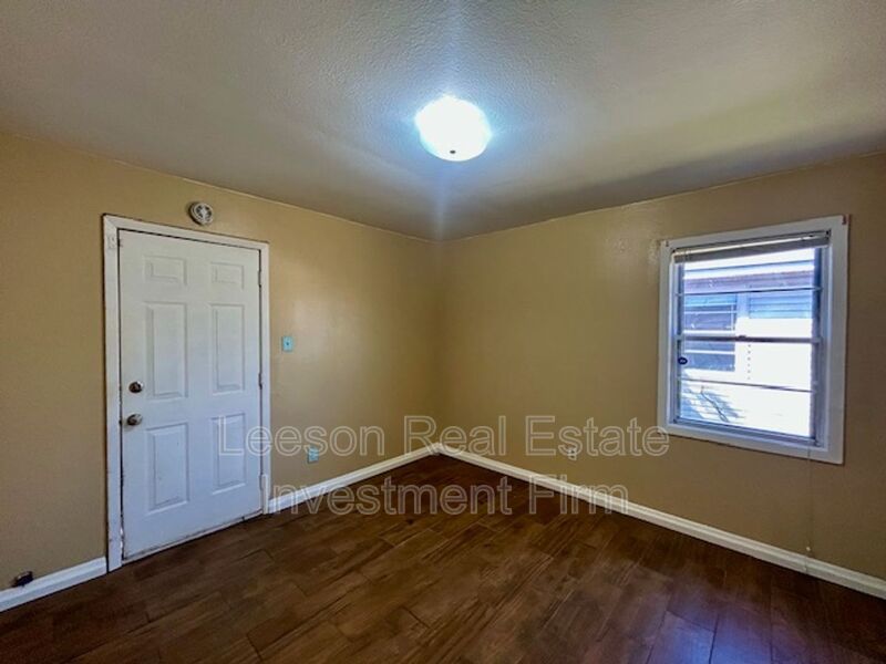 2 Bedroom 1 Bath Home with Bonus Room Available in South Bossier! property image