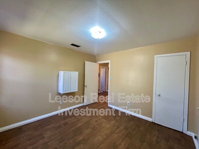 2 Bedroom 1 Bath Home with Bonus Room Available in South Bossier! property image