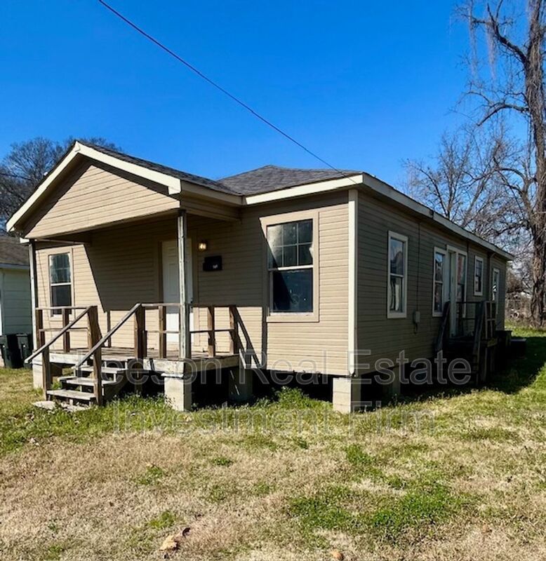 4 Bedroom 2 Bath Home in Bossier City, LA! property image