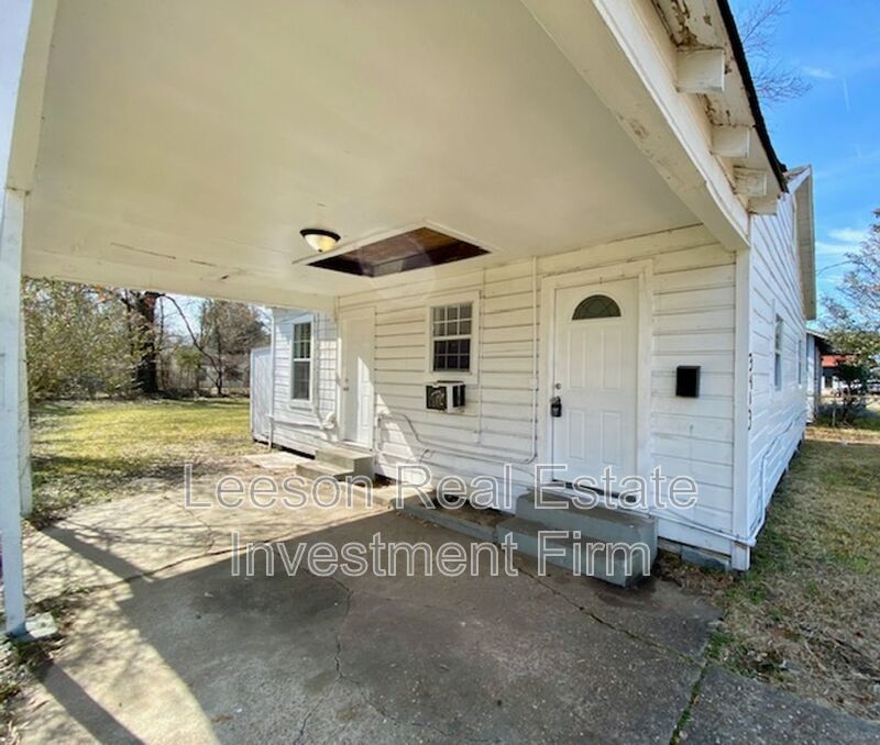 2 Bedroom 1 Bath Home Available for Lease! property image