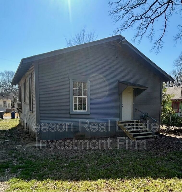 2 Bedroom 1 Bath Home Available for Lease! property image