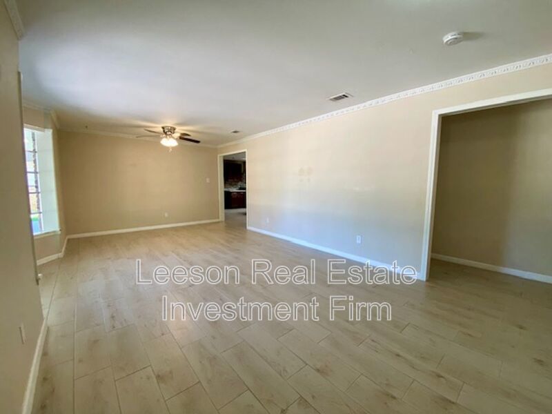 Large 4 Bedroom /2 Bath Home Available for Rent in Old Green Acres Subdivision! property image