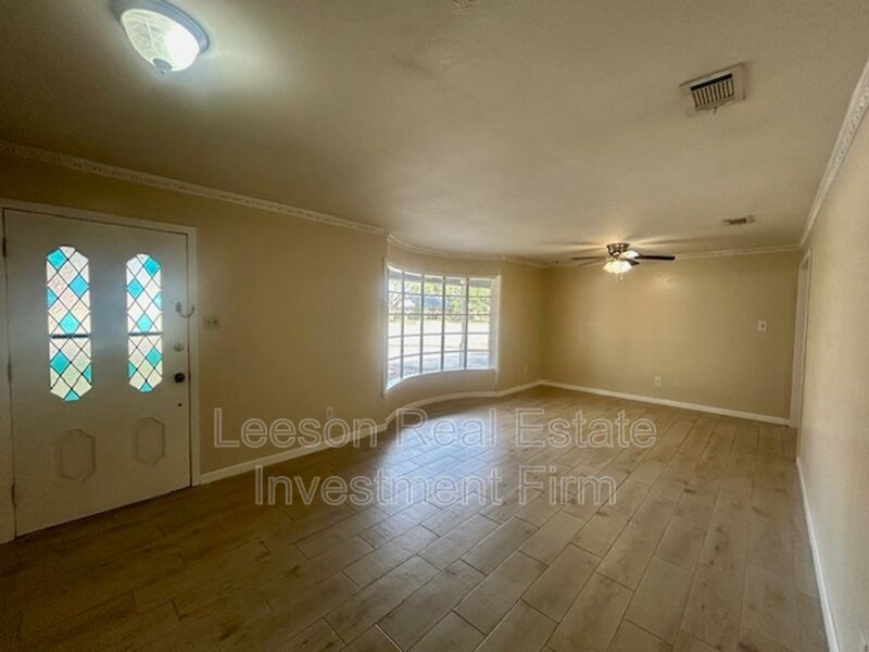 Large 4 Bedroom /2 Bath Home Available for Rent in Old Green Acres Subdivision! property image