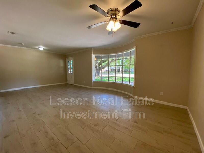 Large 4 Bedroom /2 Bath Home Available for Rent in Old Green Acres Subdivision! property image