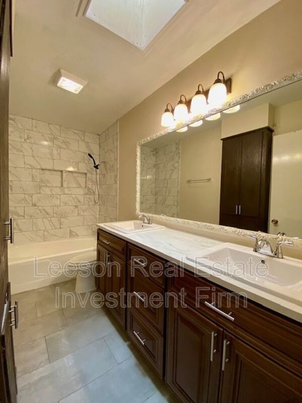 Large 4 Bedroom /2 Bath Home Available for Rent in Old Green Acres Subdivision! property image