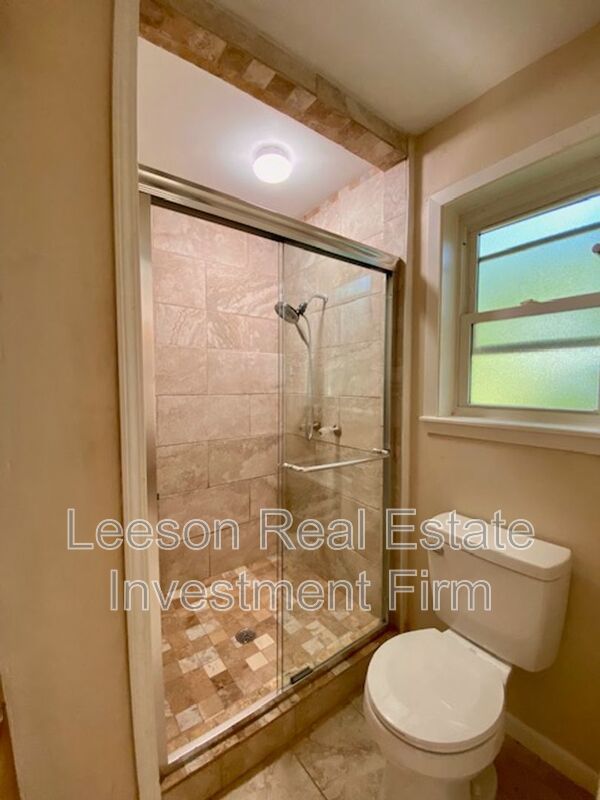 Large 4 Bedroom /2 Bath Home Available for Rent in Old Green Acres Subdivision! property image