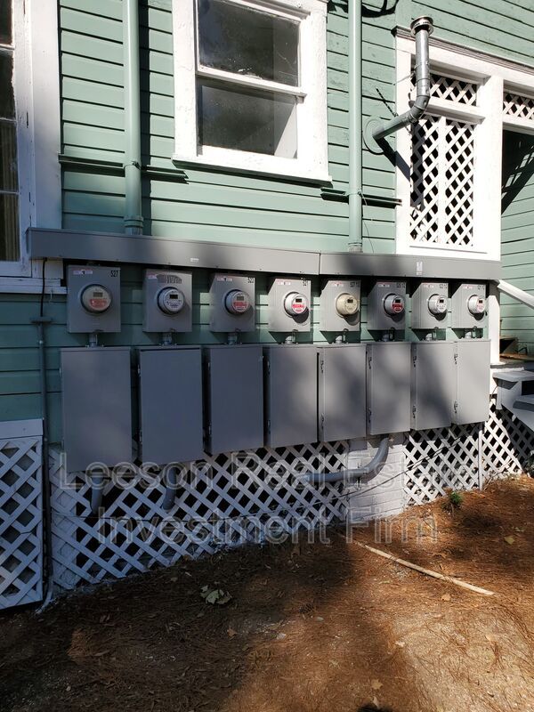 1 Bedroom 1 Bath Upstairs Apartment for Rent in Historical Highland! property image