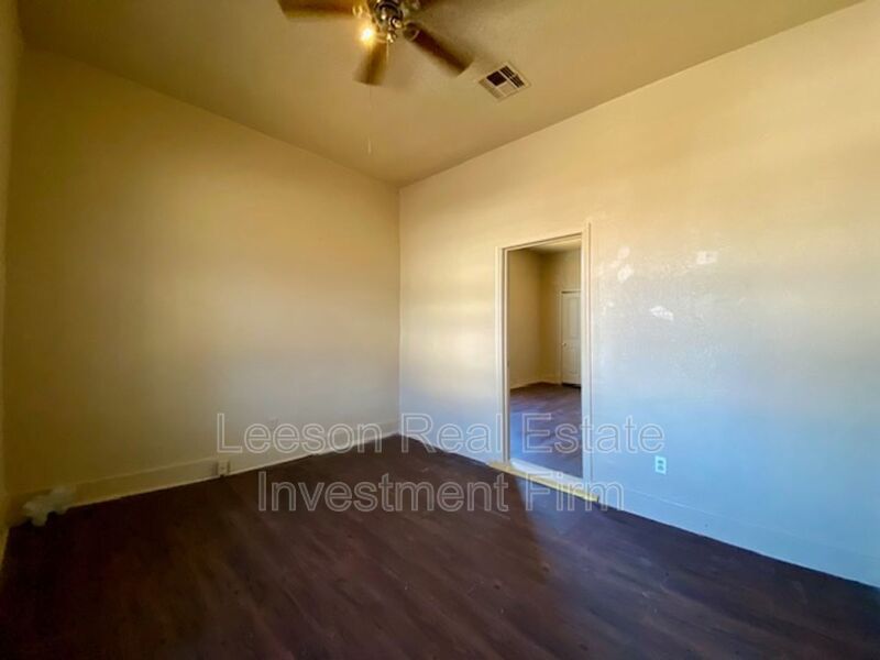 2 Bedroom 1 Bath Duplex Available in Highland! property image