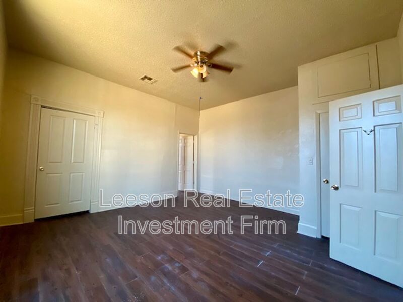2 Bedroom 1 Bath Duplex Available in Highland! property image