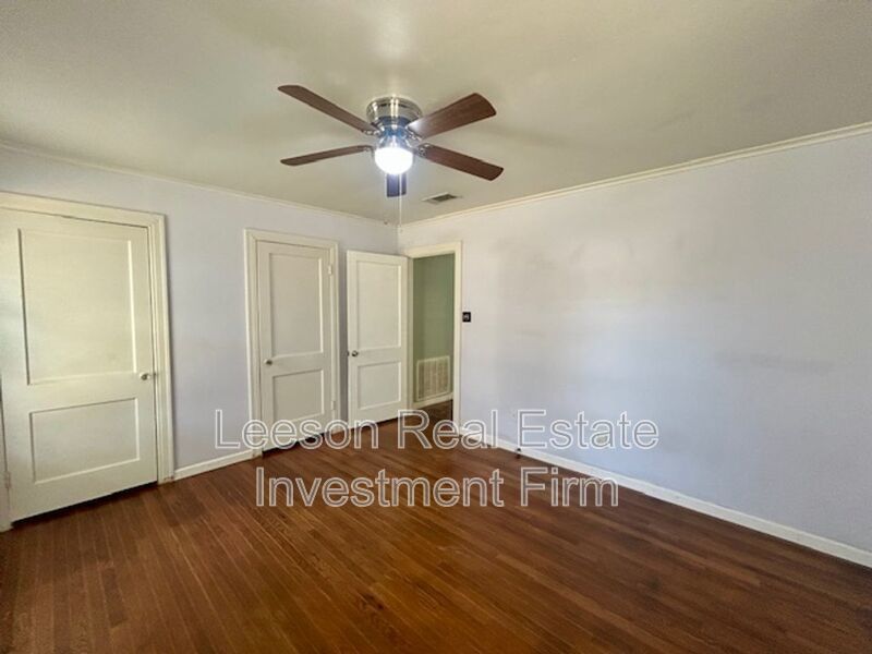 Spacious 4 Bedroom 2 Bath Home in Broadmoor Subdivision! property image