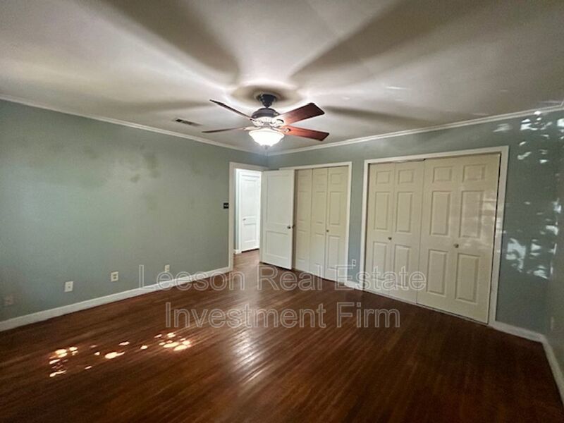 Spacious 4 Bedroom 2 Bath Home in Broadmoor Subdivision! property image