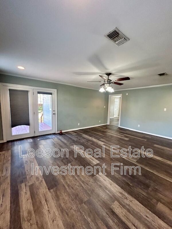 Spacious 4 Bedroom 2 Bath Home in Broadmoor Subdivision! property image