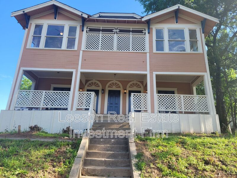 Large 1 Bedroom 1 Bath Downstairs Apartment for Rent in Historical Highland! property image