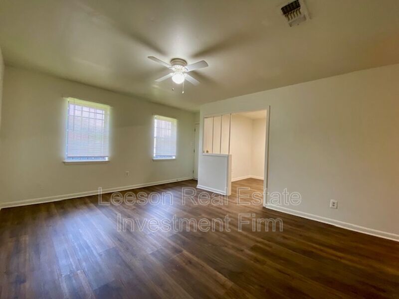 3 Bedroom 1 Bath Home Available in Greenbrook Neighborhood! property image