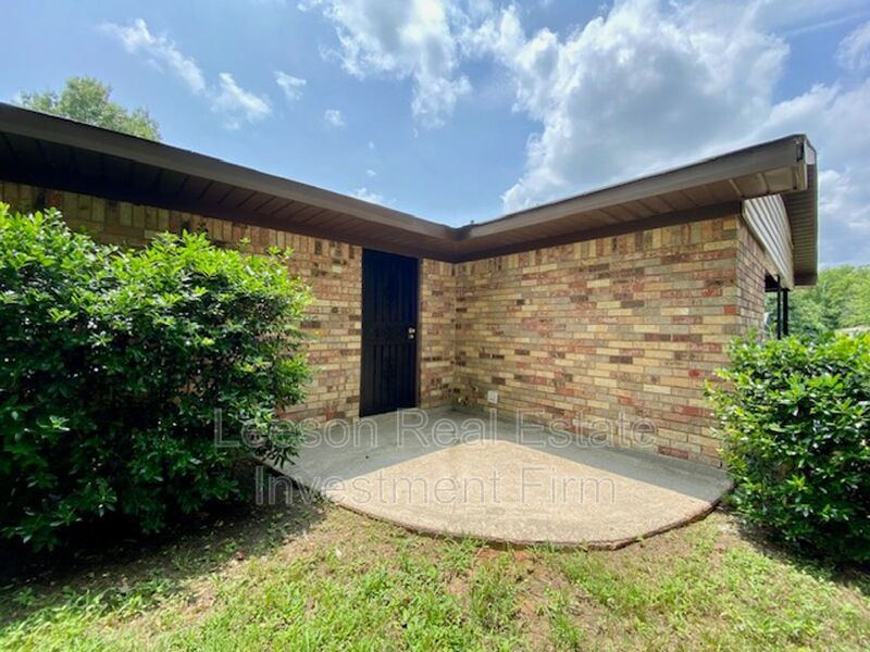 3 Bedroom 1 Bath Home Available in Greenbrook Neighborhood! property image