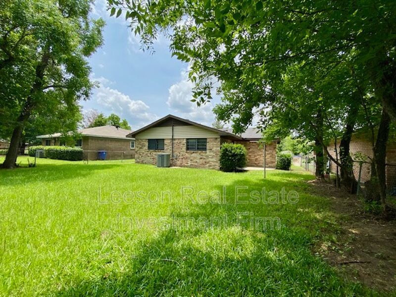 3 Bedroom 1 Bath Home Available in Greenbrook Neighborhood! property image