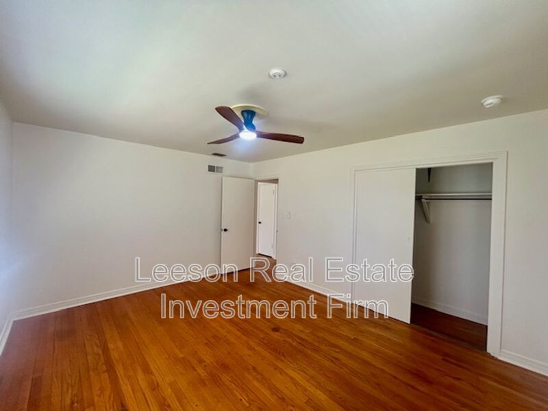 Charming 3 Bedroom 1 Bath Home in Broadmoor Neighorhood! property image