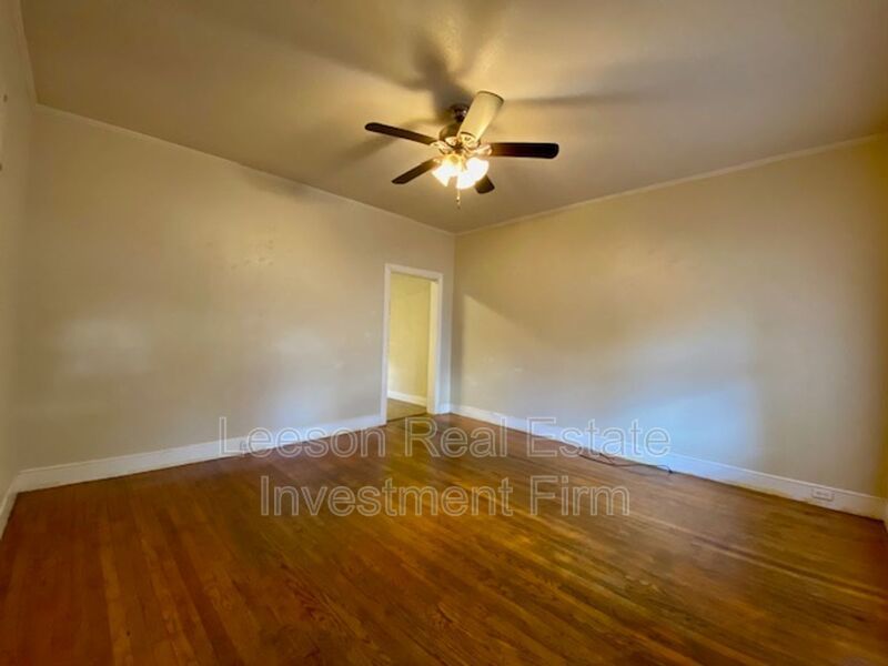 1 Bedroom 1 Bath Duplex Available in Highland Neighborhood! property image