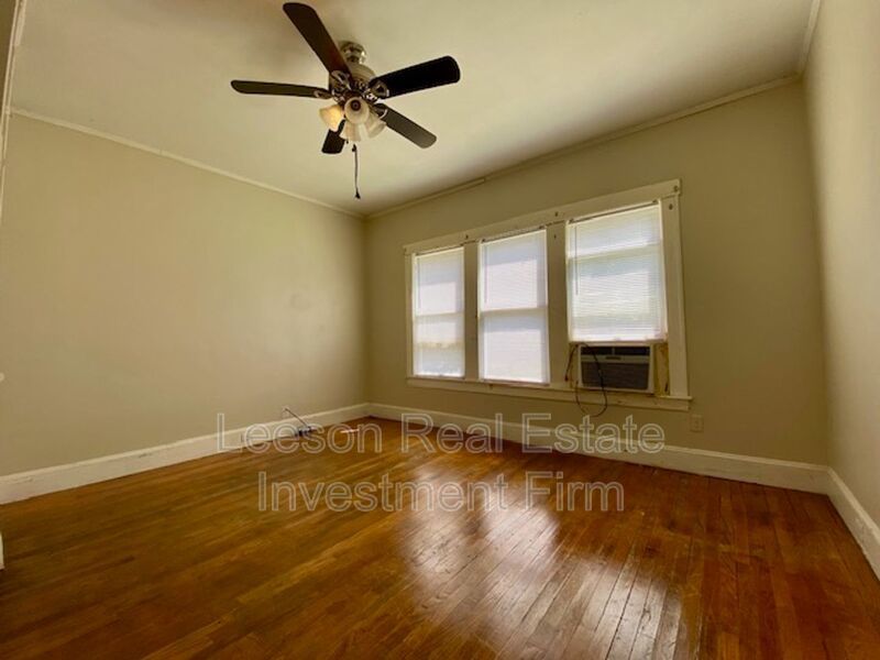 1 Bedroom 1 Bath Duplex Available in Highland Neighborhood! property image