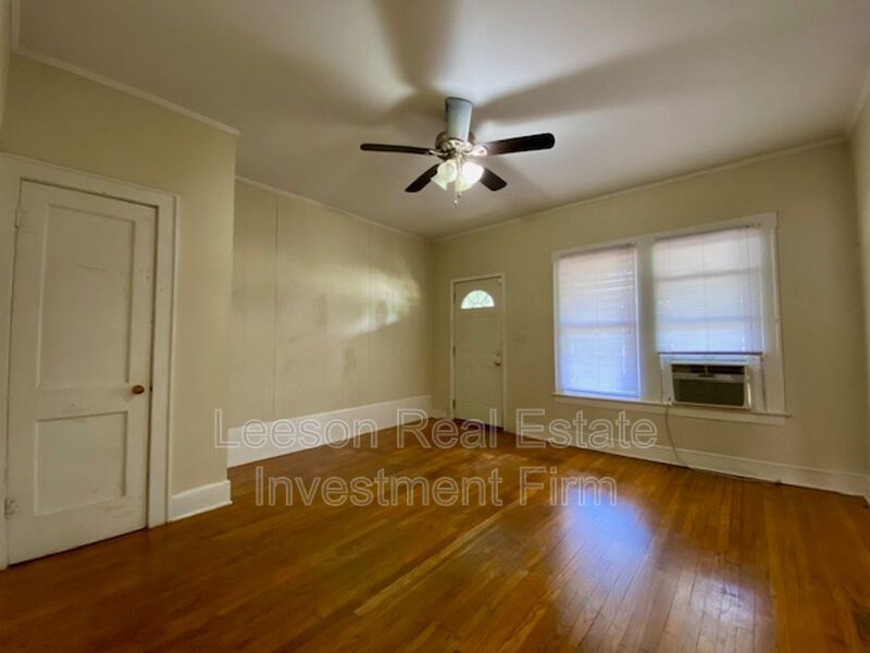 1 Bedroom 1 Bath Duplex Available property image