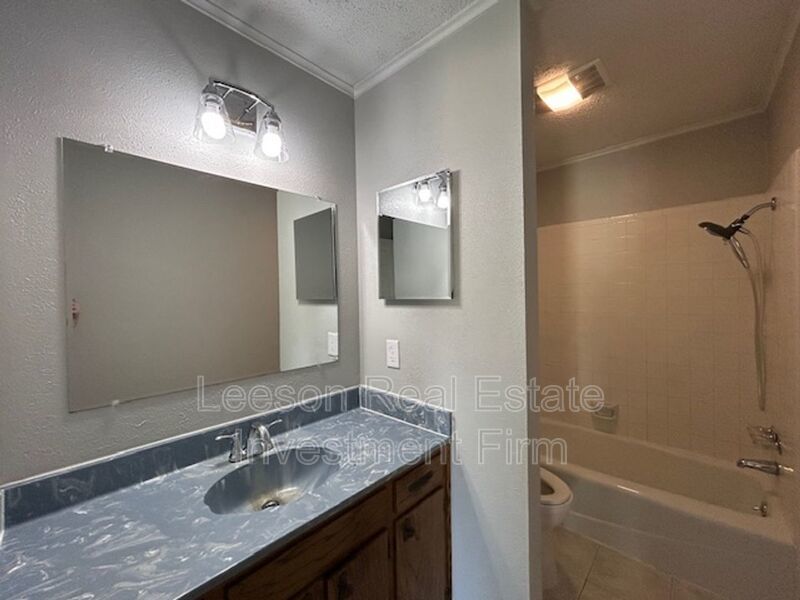 3 Bedroom / 2 Bath Home Available property image