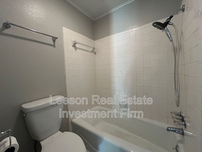 3 Bedroom / 2 Bath Home Available property image