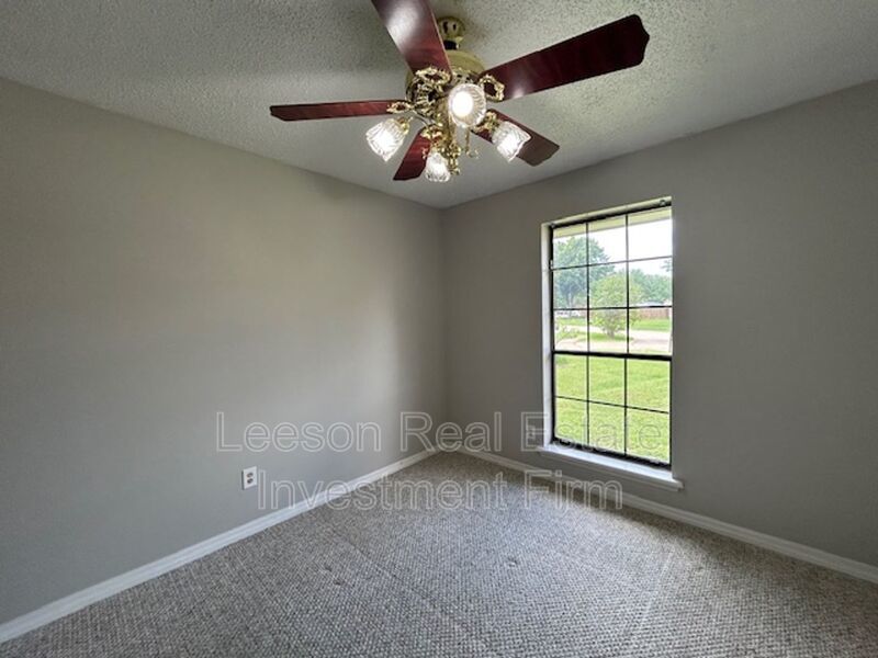3 Bedroom / 2 Bath Home Available property image