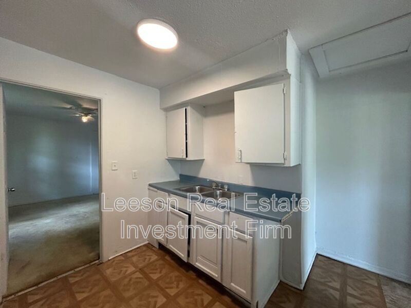 1 Bedroom 1 Bath Duplex Available property image
