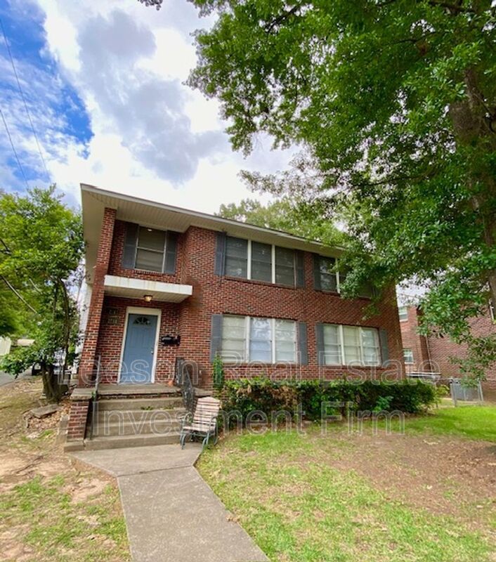 Beautiful 2 Bedroom 1 Bath Downstairs Duplex in Highland! property image