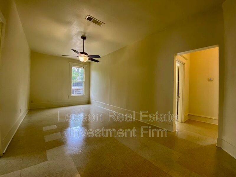 Large 3 Bedroom 1.5 Bath Upstairs Unit Available in Highland! property image