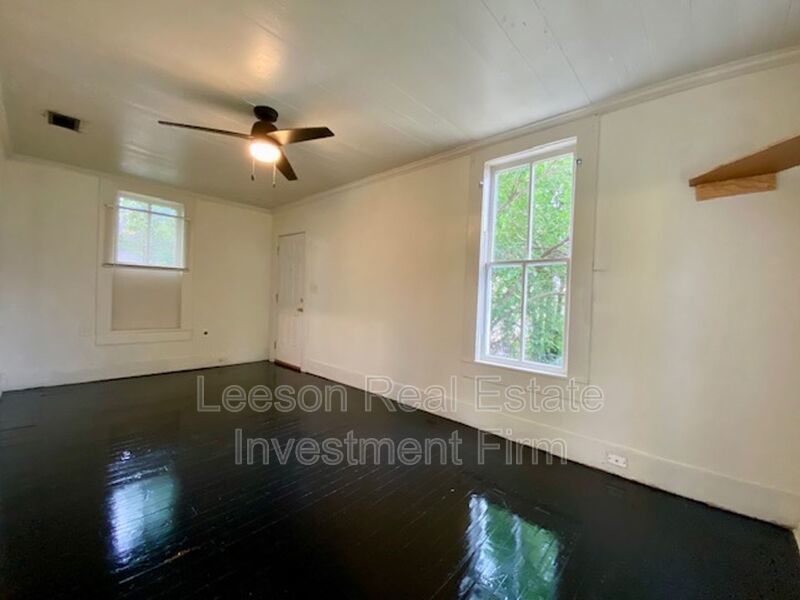 Quaint 1 Bedroom 1 Bath Units Apartment for Rent! property image