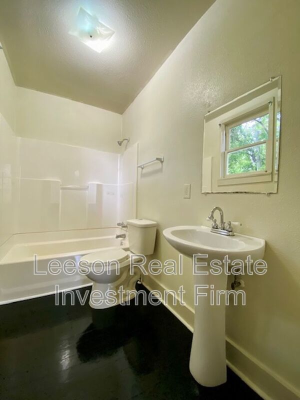 Quaint 1 Bedroom 1 Bath Units Apartment for Rent! property image