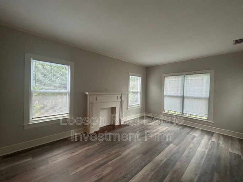2 Bedroom 1 Bath Home Available property image