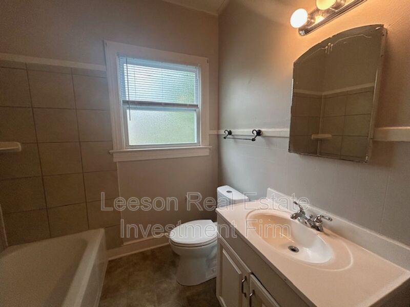 2 Bedroom 1 Bath Home Available property image