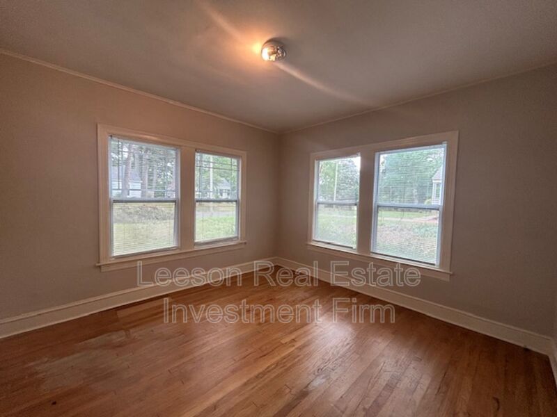 2 Bedroom 1 Bath Home Available property image