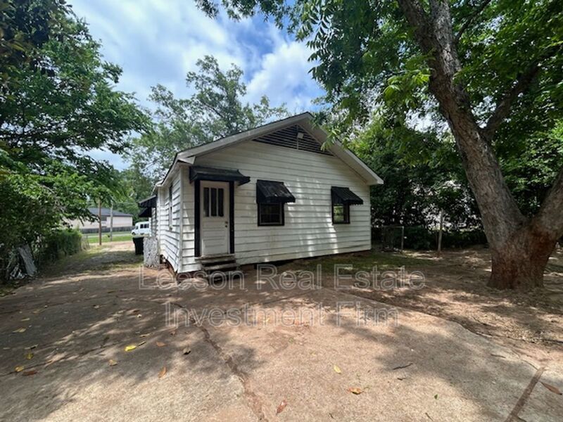 2 Bedroom 2 Bath Home Available property image
