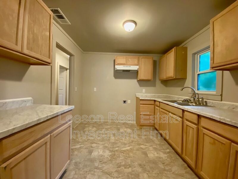 Newly Renovated 4 Bedroom 2 Bath Home Available for Lease! property image