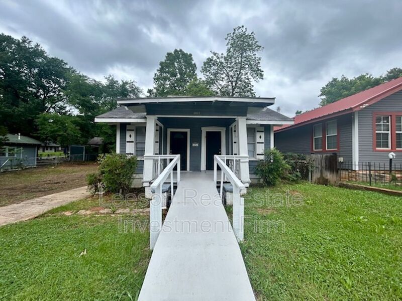 2 Bedroom 1 Bath Home Available property image