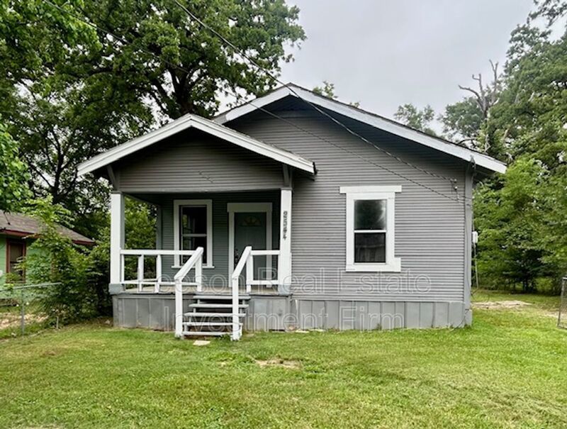 2 Bedroom 1 Bath Home Available for Lease! property image