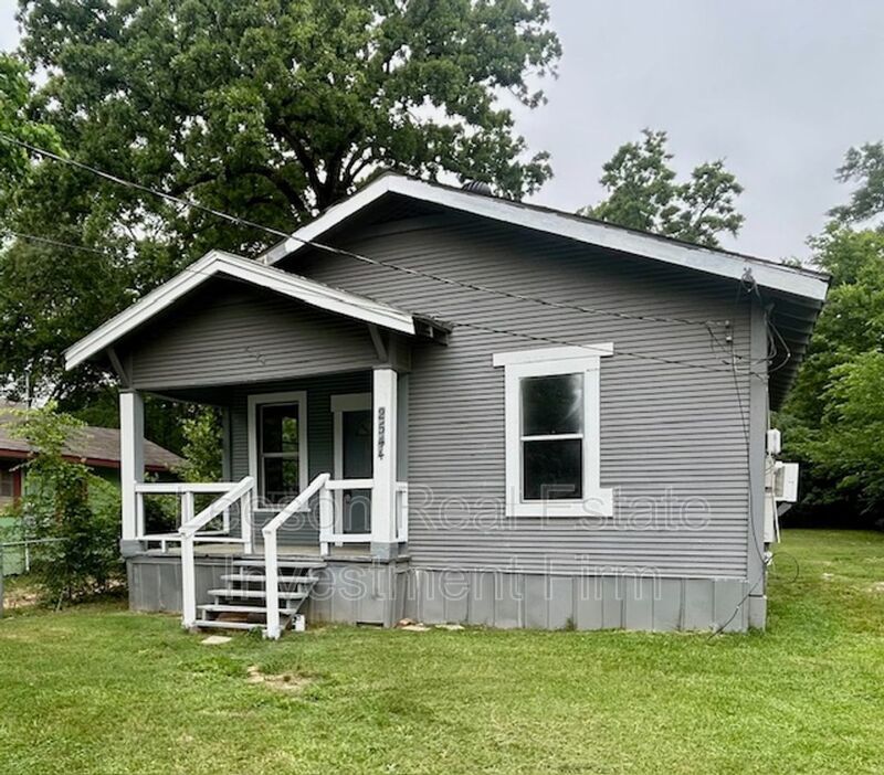 2 Bedroom 1 Bath Home Available for Lease! property image