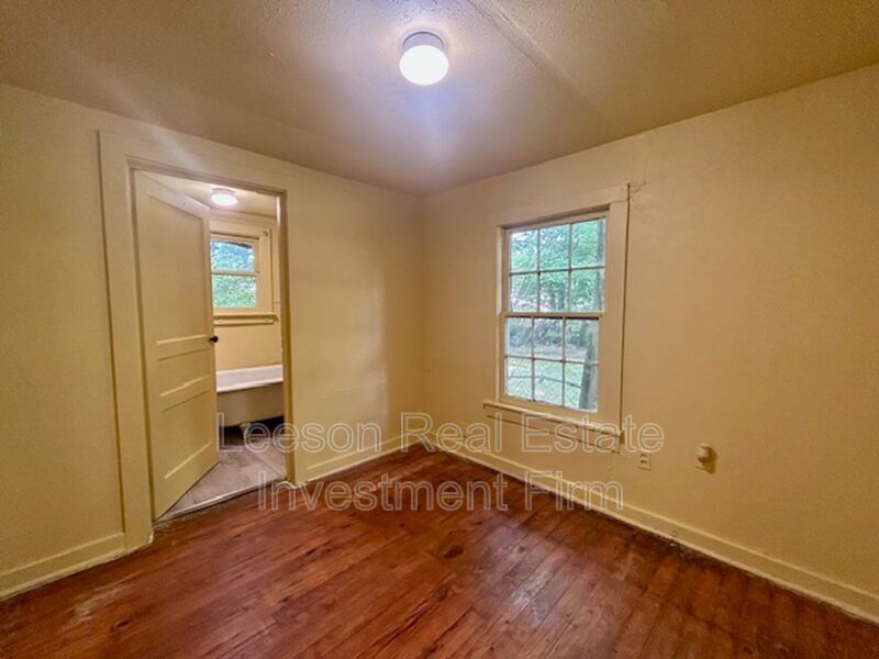 3 Bedroom / 1 Bath Home property image
