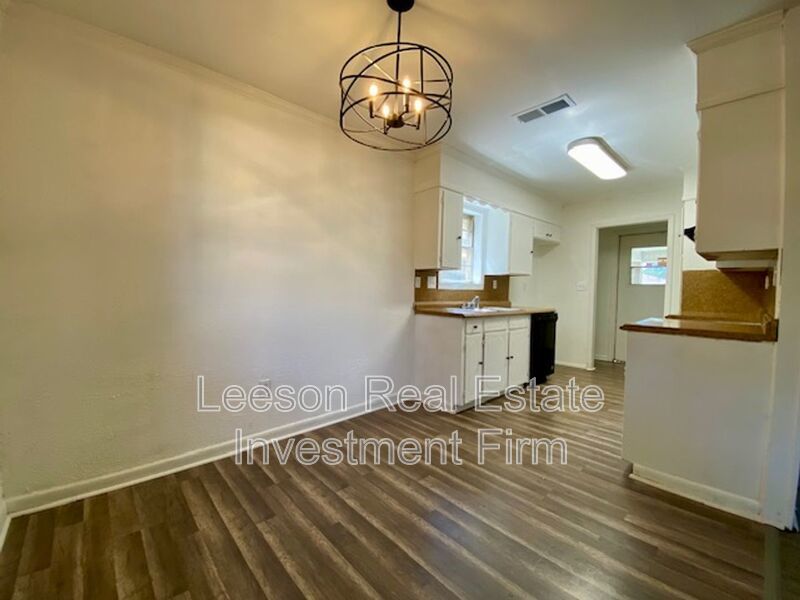 Update 3 Bedroom 2 Bath Home Available for Lease! property image