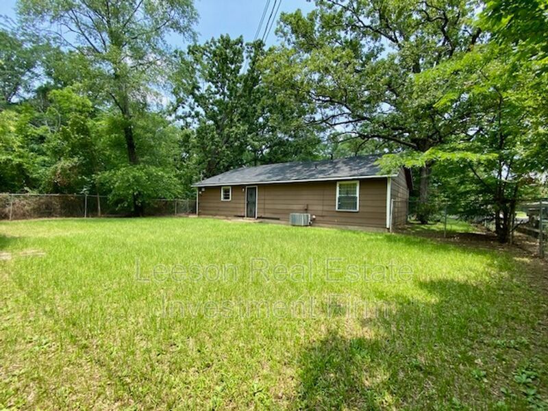 3 Bedroom 1.5 Bath Home Available for Rent! property image