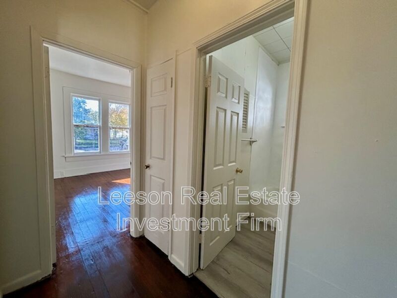 2 Bedroom 1 Bath Home Available for Rent! property image