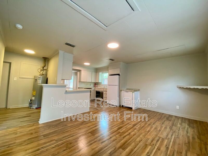 Quaint 3 Bedroom 2 Bath Home Available for Rent! property image